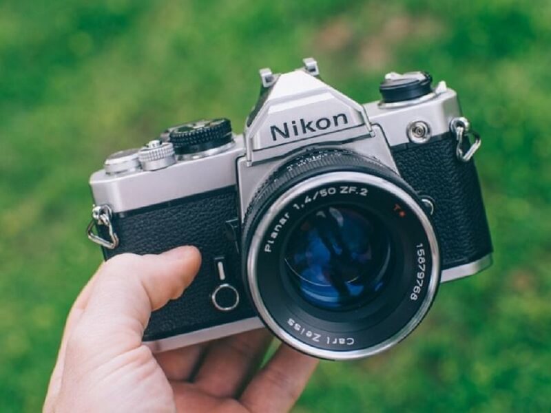 Máy ảnh film Nikon